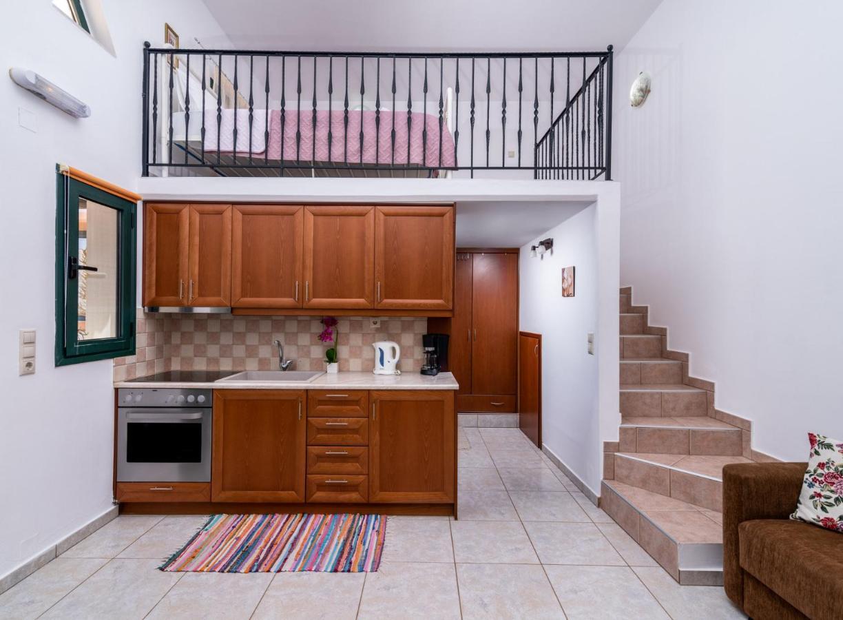 Vrisanos Apartment Pitsidia Luaran gambar
