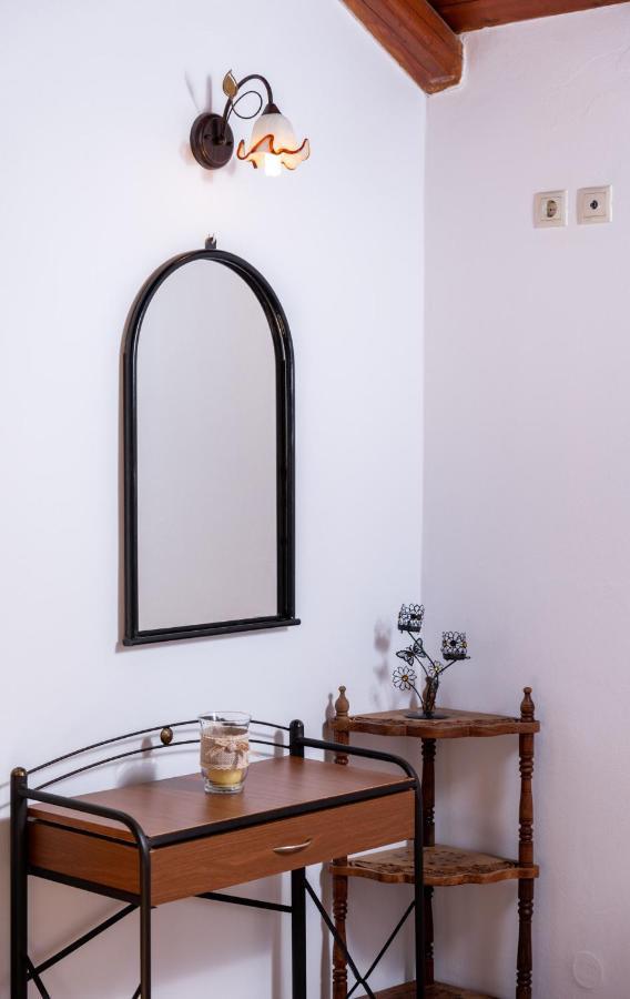 Vrisanos Apartment Pitsidia Luaran gambar