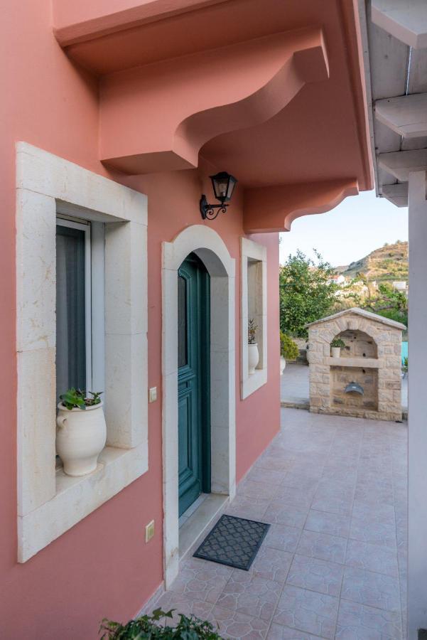 Vrisanos Apartment Pitsidia Luaran gambar