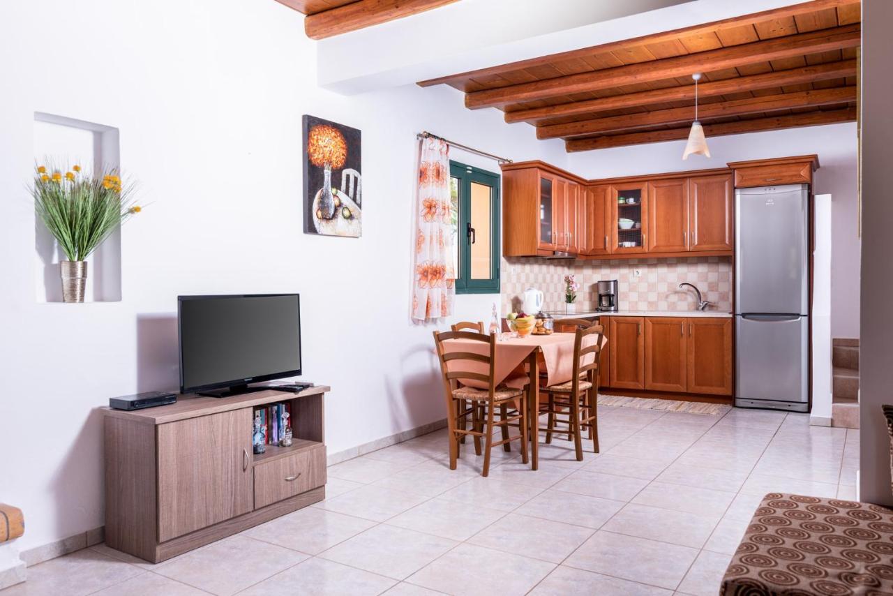 Vrisanos Apartment Pitsidia Luaran gambar
