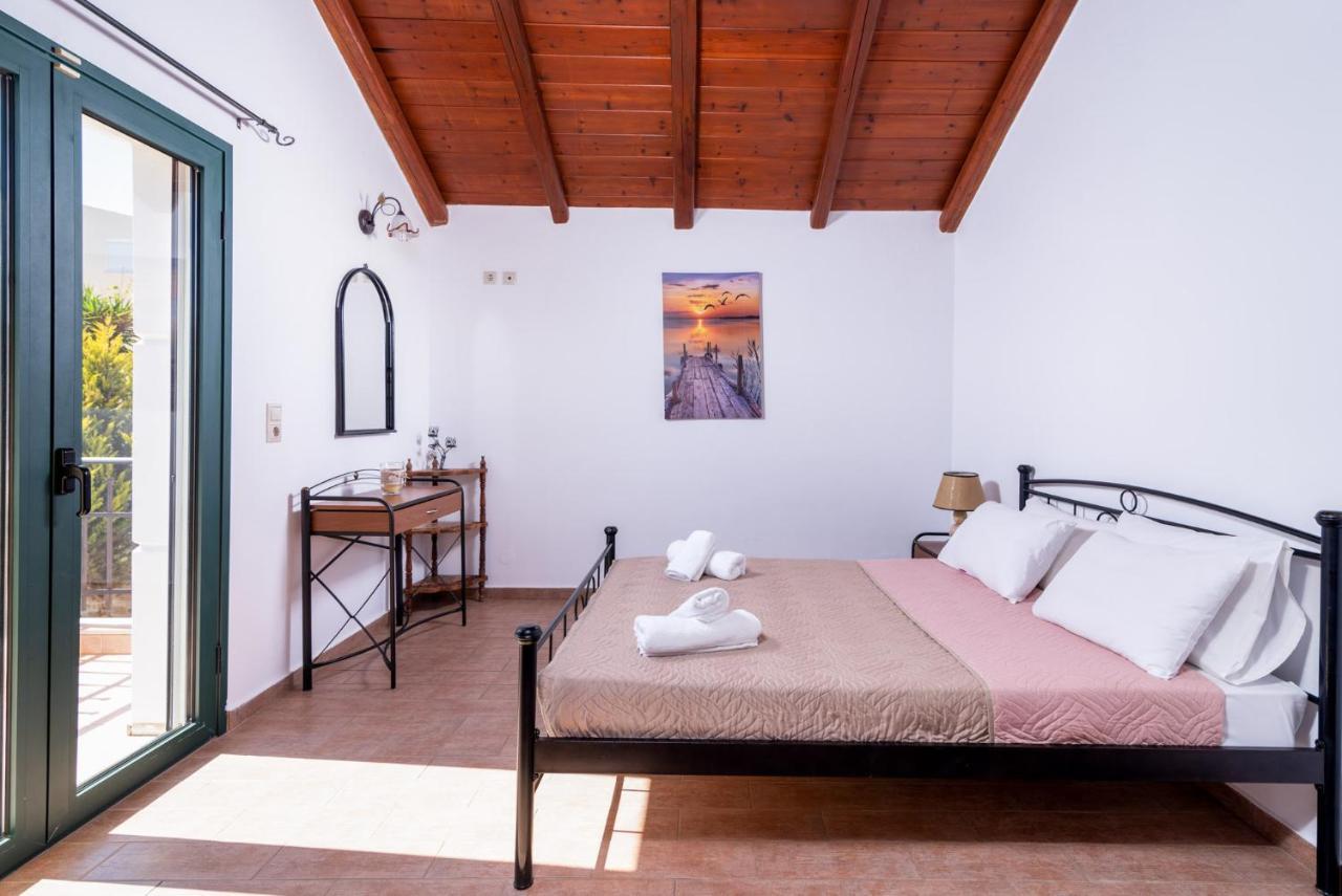 Vrisanos Apartment Pitsidia Luaran gambar