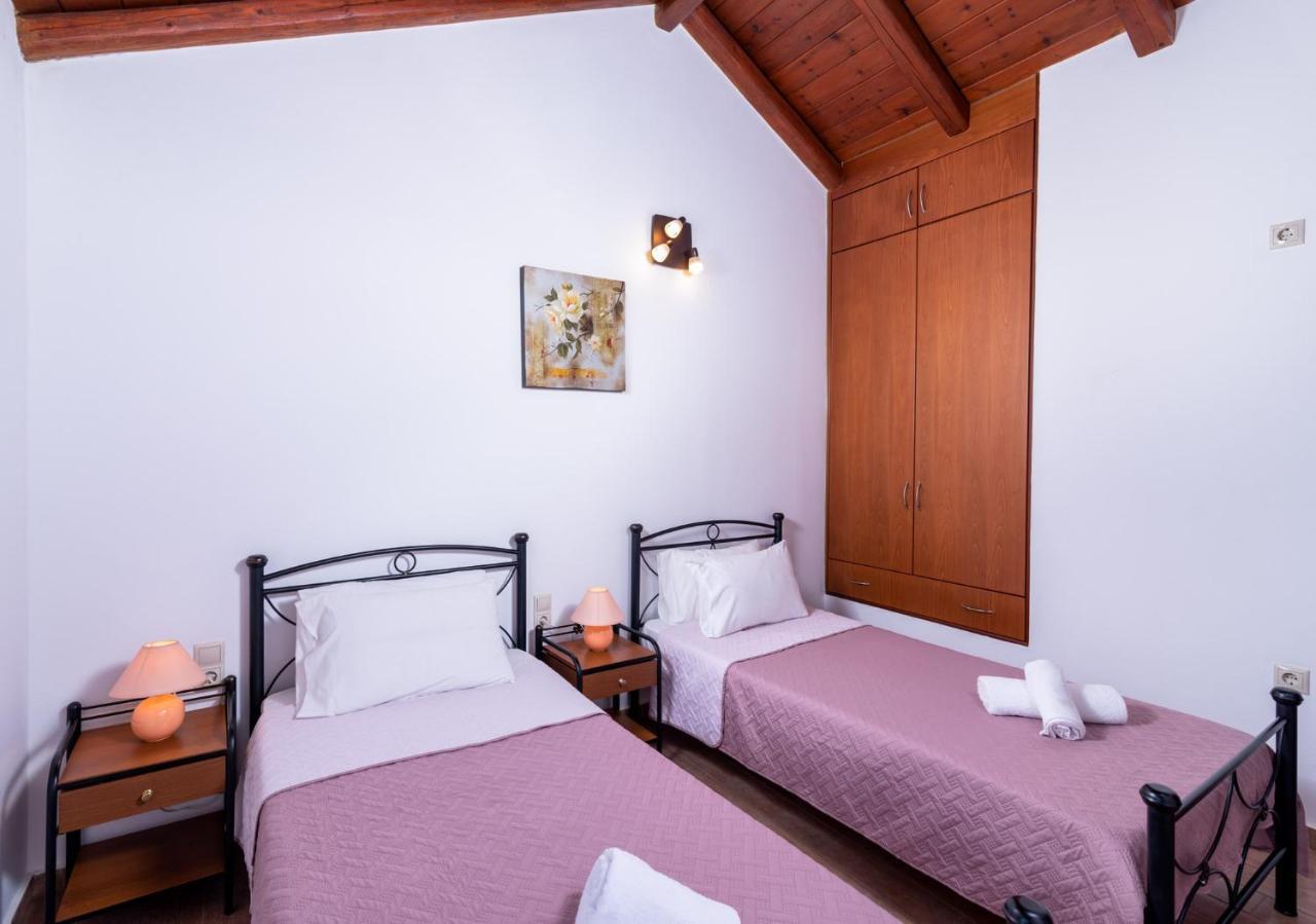 Vrisanos Apartment Pitsidia Luaran gambar