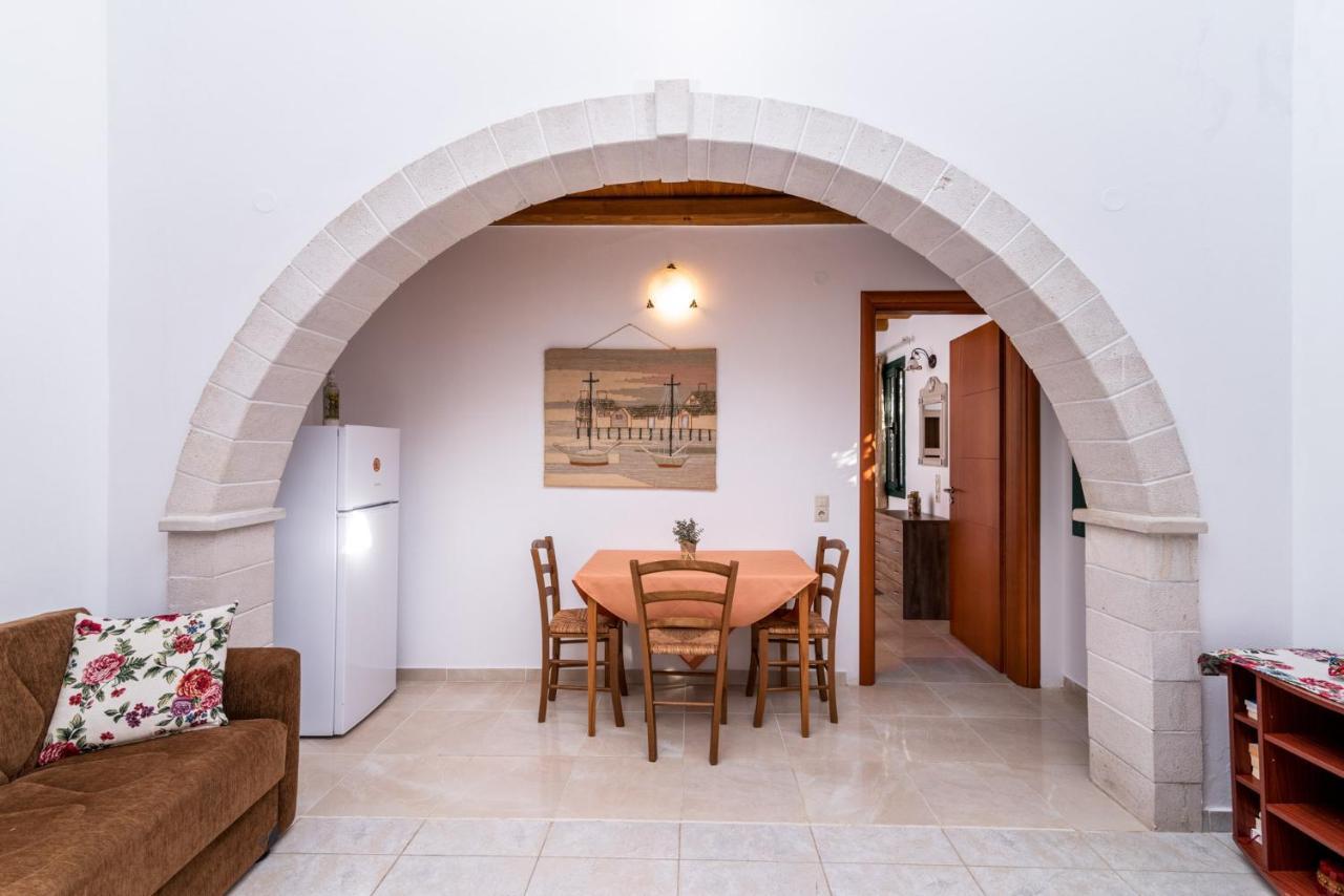 Vrisanos Apartment Pitsidia Luaran gambar